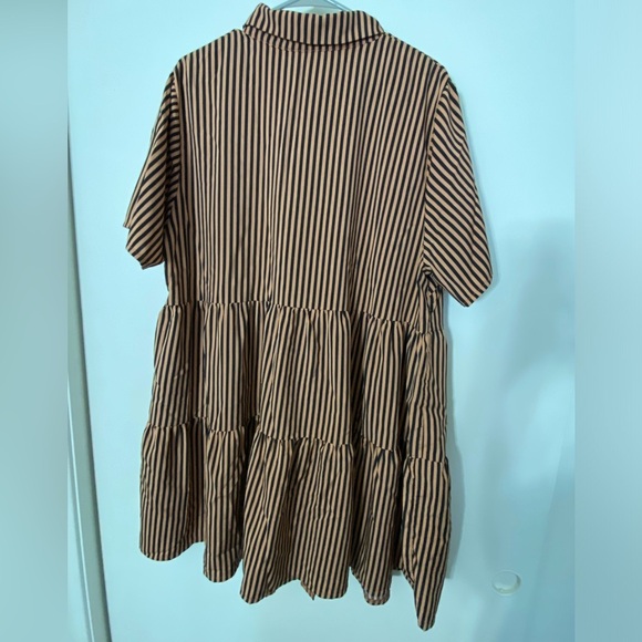 SHEIN Burnt orange and black vertical striped button front smock dress - Picture 3 of 3